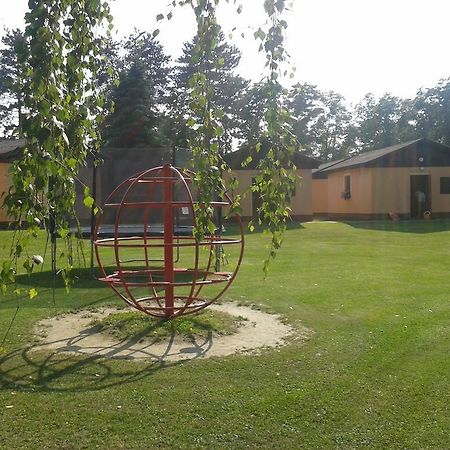 Sportcentrum Dvorak Hluboká nad Vltavou Buitenkant foto