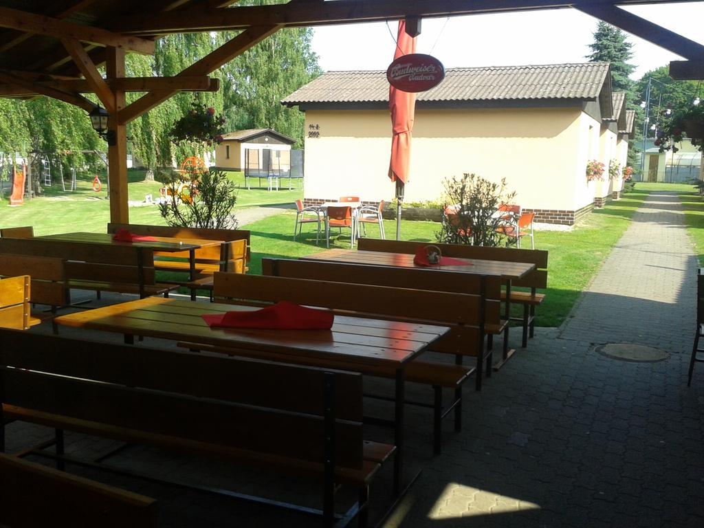 Sportcentrum Dvorak Hluboká nad Vltavou Buitenkant foto